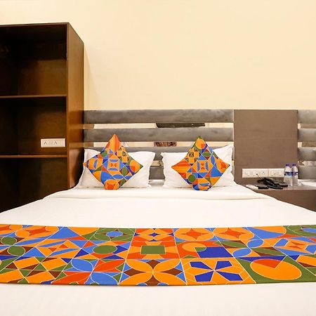 Fabhotel Freedom International - Nr Mumbai International Airport Exteriör bild