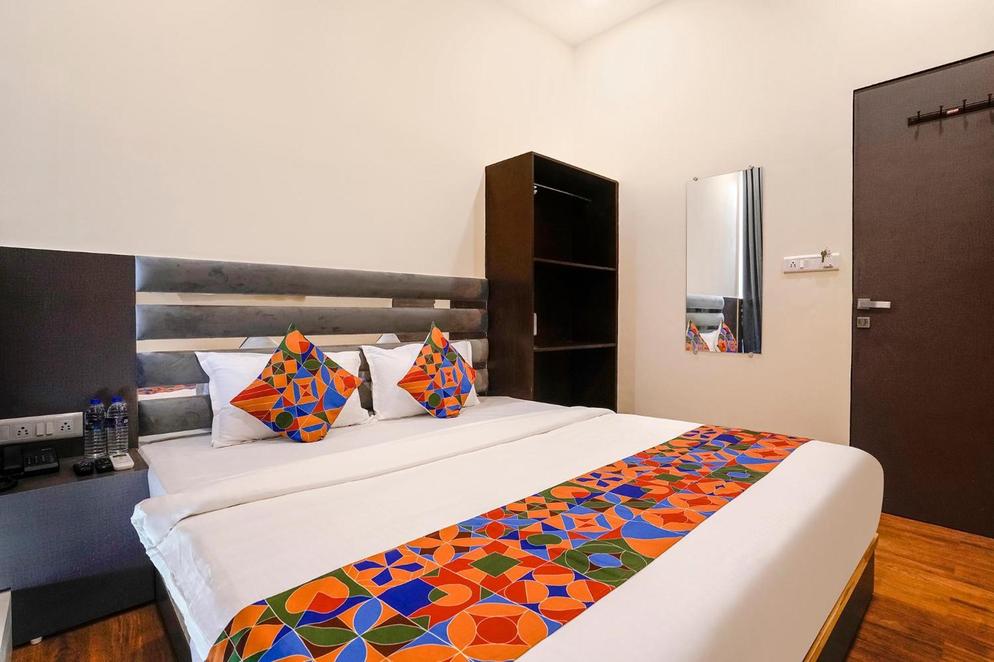 Fabhotel Freedom International - Nr Mumbai International Airport Exteriör bild